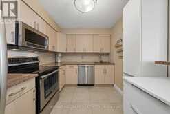 512 - 81 TOWNSGATE DRIVE | Vaughan Ontario | Slide Image Three