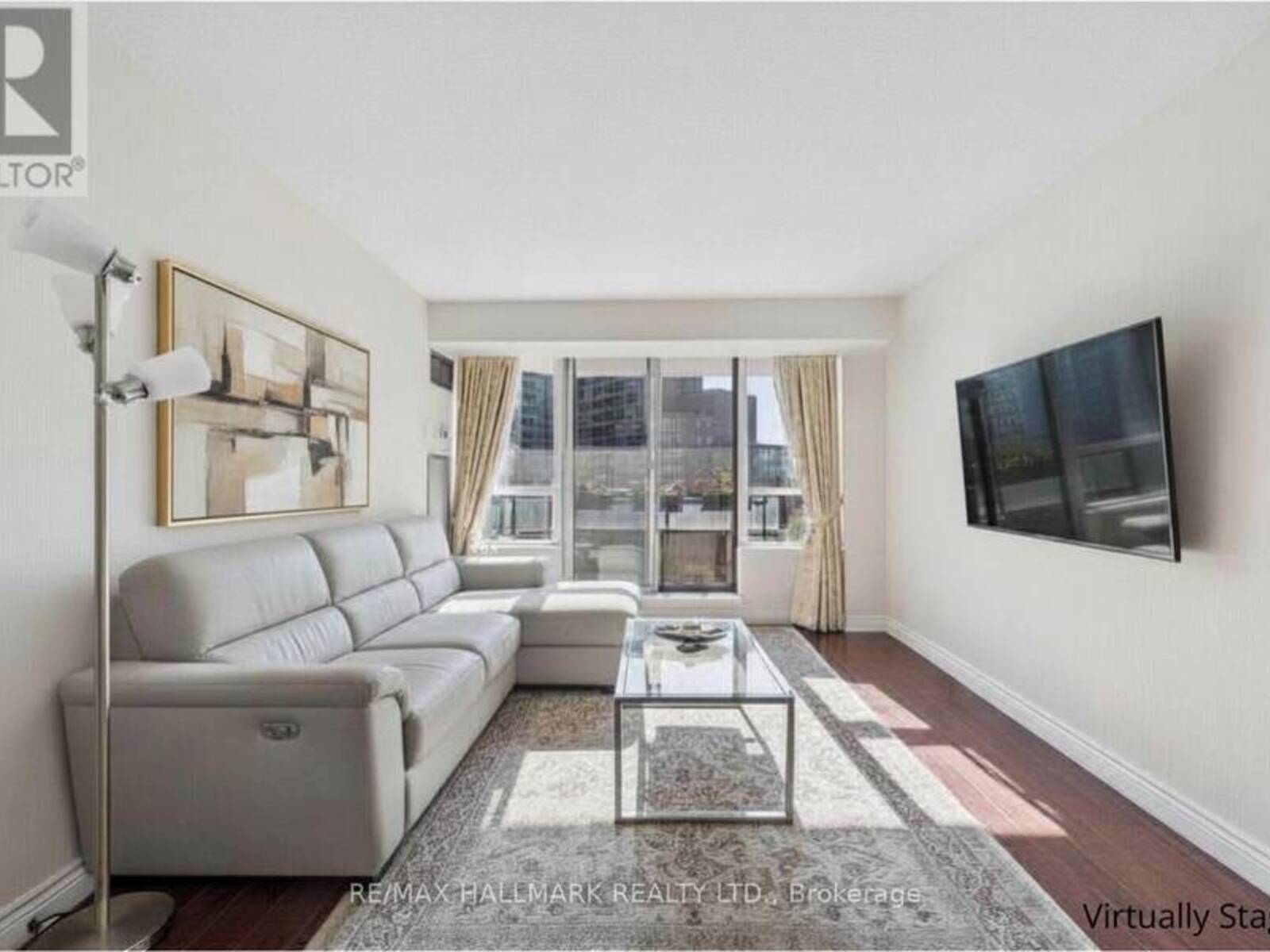512 - 81 TOWNSGATE DRIVE, Vaughan, Ontario L4J 8E6