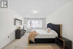 90 FERRAGINE CRESCENT | Bradford West Gwillimbury Ontario | Slide Image Thirty