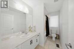 90 FERRAGINE CRESCENT | Bradford West Gwillimbury Ontario | Slide Image Thirty-seven