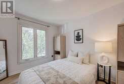 1012 ELIZABETH PLACE | Oakville Ontario | Slide Image Twelve