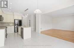 35 ROYAL COACHMAN WAY | Hamilton Ontario | Slide Image Fifteen