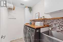 35 ROYAL COACHMAN WAY | Hamilton Ontario | Slide Image Thirty-two