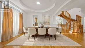 368 PARADELLE DRIVE | Richmond Hill Ontario | Slide Image Eight