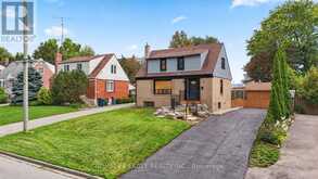 82 SCARBOROUGH HEIGHTS BOULEVARD | Toronto Ontario | Slide Image One