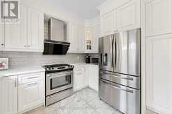 4 MUMBERSON COURT | Markham Ontario | Slide Image Sixteen