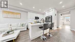 101 BRONSON TERRACE | Milton Ontario | Slide Image Twelve