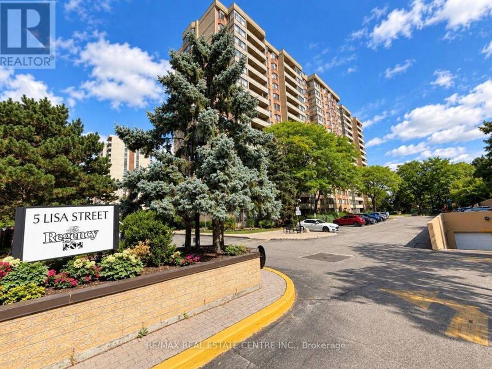 910 - 5 LISA STREET, Brampton, Ontario L6T 4T4