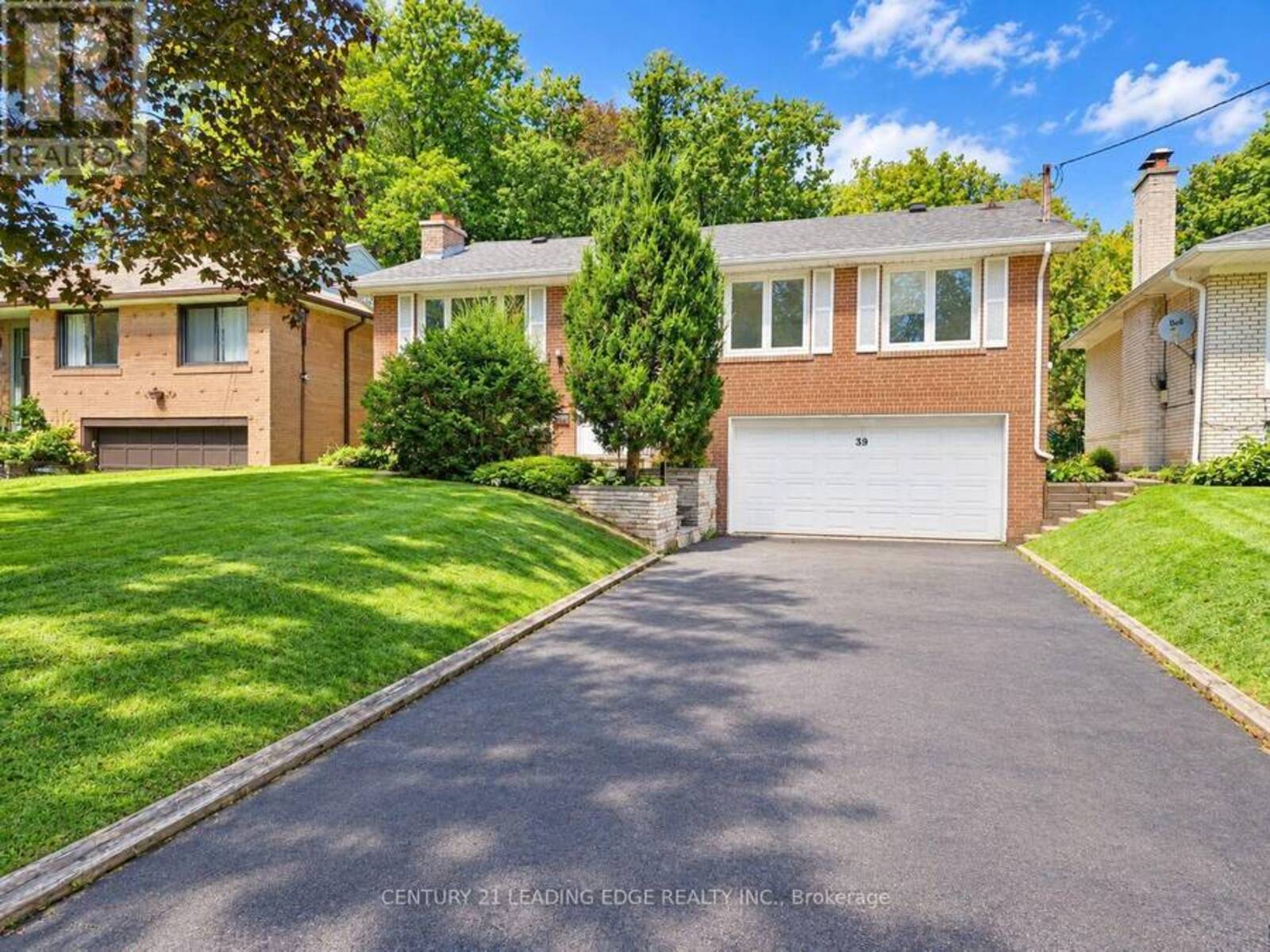39 SUMNER HEIGHTS DRIVE, Toronto, Ontario M2K 1Y2