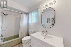 15 SATCHELL BOULEVARD | Toronto Ontario | Slide Image Seventeen