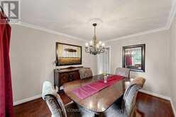 15 SATCHELL BOULEVARD | Toronto Ontario | Slide Image Four