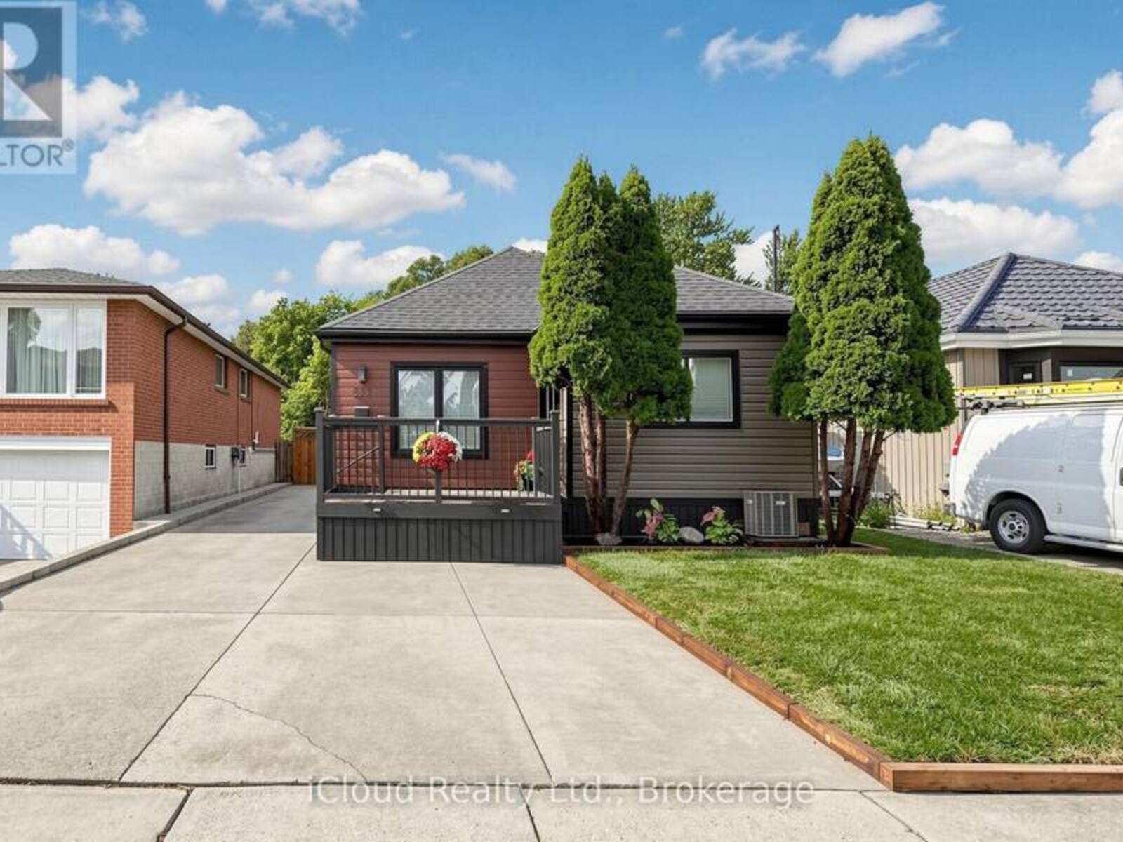 623 KNOX AVENUE, Hamilton, Ontario L8H 6K2