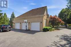 11 PALOMINO DRIVE | Hamilton Ontario | Slide Image Three