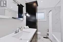 15 CLEARWATER DRIVE | Hamilton Ontario | Slide Image Fifteen