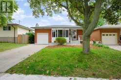 15 CLEARWATER DRIVE | Hamilton Ontario | Slide Image Two