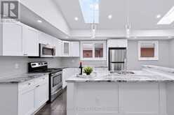 15 CLEARWATER DRIVE | Hamilton Ontario | Slide Image Eight