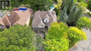 109 WILLIS DRIVE | Aurora Ontario | Slide Image Forty-seven