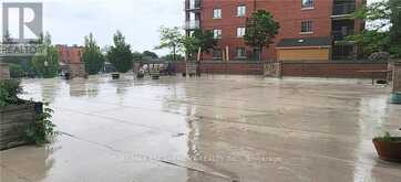 204 - 19 LAKE AVENUE S | Hamilton Ontario | Slide Image Nineteen