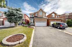 890 BLYLEVEN BOULEVARD | Mississauga Ontario | Slide Image Five