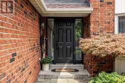 1579 LOVELADY CRESCENT | Mississauga Ontario | Slide Image Three