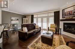 10 - 435 WINCHESTER DRIVE | Waterloo Ontario | Slide Image Ten