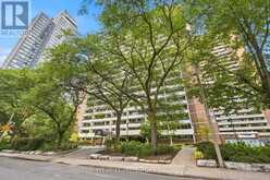 2110 - 30 GLOUCESTER STREET | Toronto Ontario | Slide Image Two