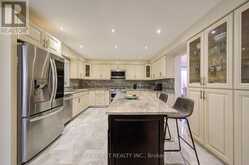 114 ROBERT ADAMS DRIVE | Clarington Ontario | Slide Image Nine