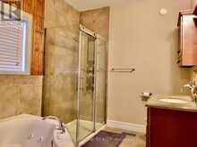 376 SANDFORD ROAD | Uxbridge Ontario | Slide Image Eight