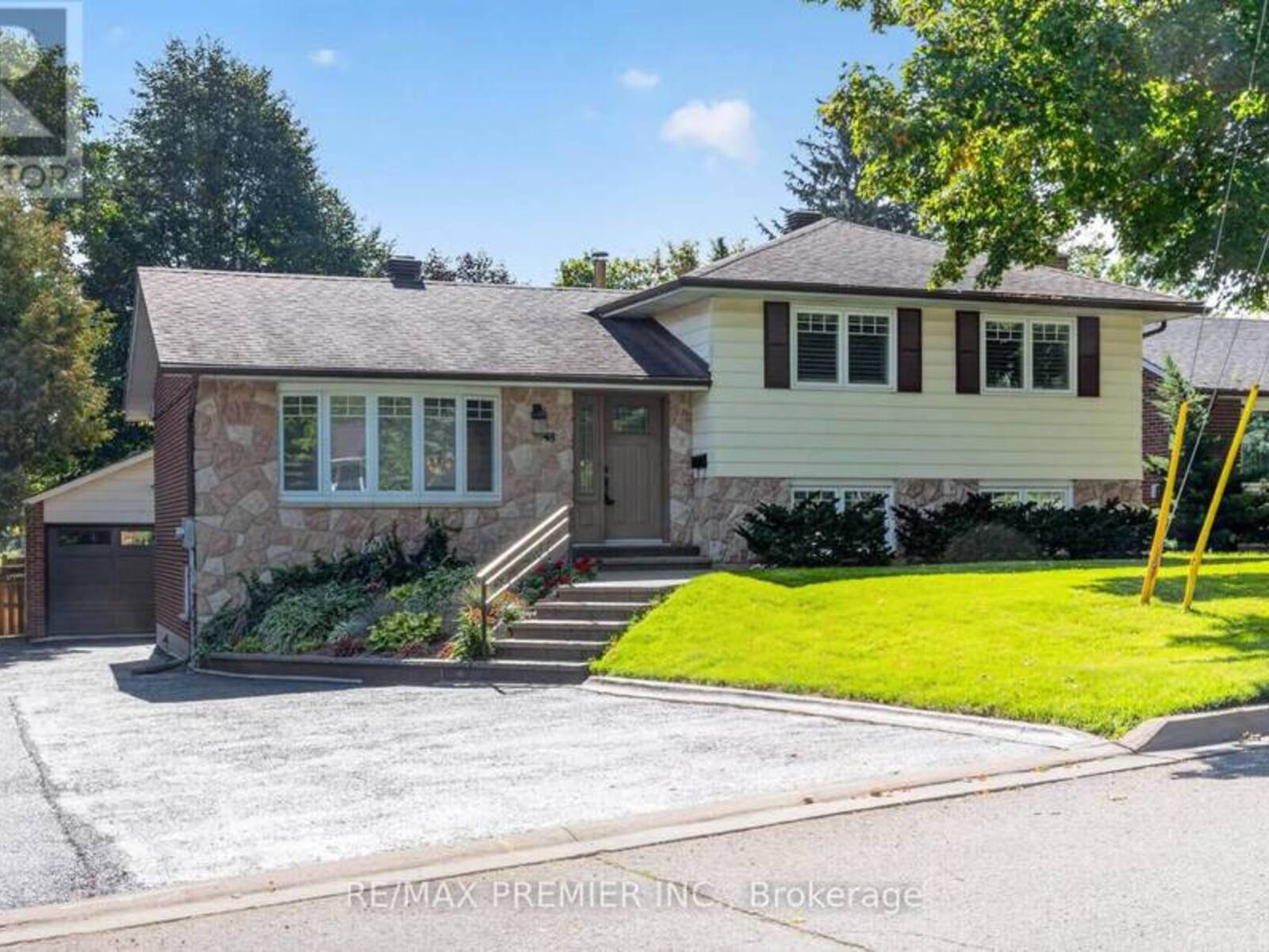 48 CHISHOLM STREET, Orangeville, Ontario L9W 3S6