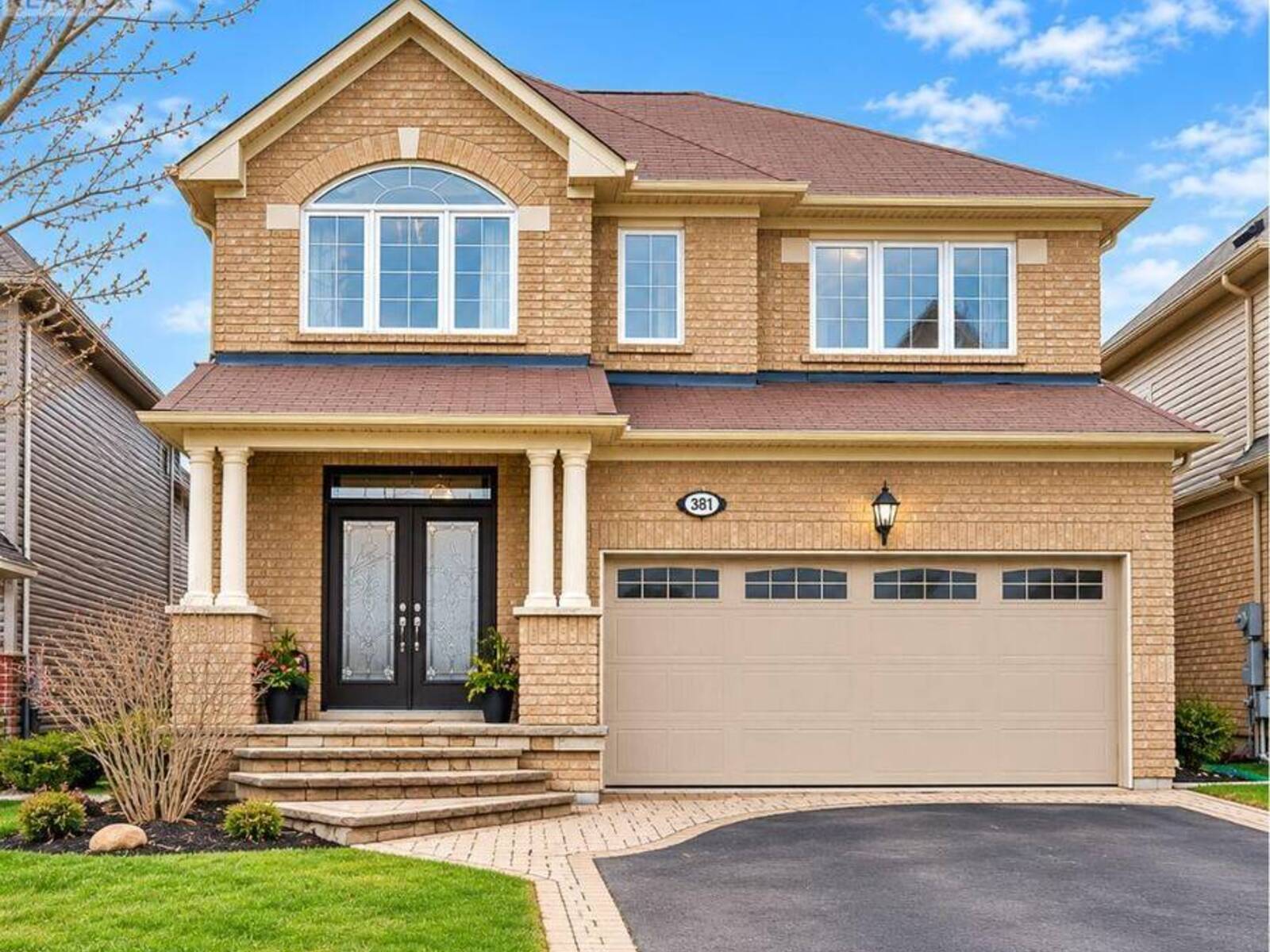 381 NAKERVILLE CRESCENT, Milton, Ontario L9T 7T9