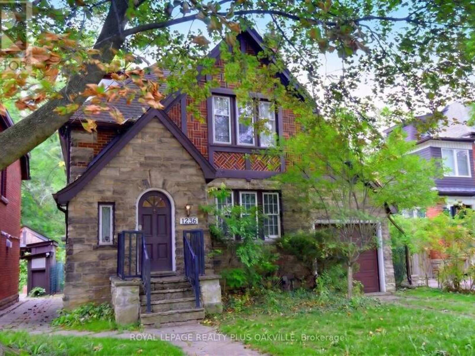 1236 KING STREET W, Hamilton, Ontario L8S 1M6