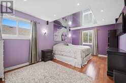 82 EASTMAN CRESCENT | Newmarket Ontario | Slide Image Sixteen
