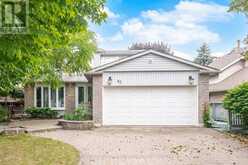 82 EASTMAN CRESCENT | Newmarket Ontario | Slide Image One