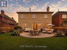 19 SPRINGBROOK DRIVE | Richmond Hill Ontario | Slide Image Thirty-one