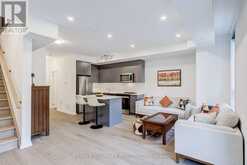 11 - 26 LYTHAM GREEN CIRCLE | Newmarket Ontario | Slide Image Twelve
