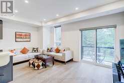 11 - 26 LYTHAM GREEN CIRCLE | Newmarket Ontario | Slide Image Fifteen