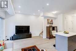 11 - 26 LYTHAM GREEN CIRCLE | Newmarket Ontario | Slide Image Seventeen