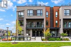 11 - 26 LYTHAM GREEN CIRCLE | Newmarket Ontario | Slide Image One