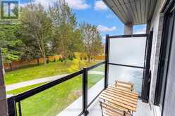 11 - 26 LYTHAM GREEN CIRCLE | Newmarket Ontario | Slide Image Twenty