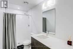 11 - 26 LYTHAM GREEN CIRCLE | Newmarket Ontario | Slide Image Thirty-two