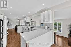 5 PINETREE ROAD | Gravenhurst Ontario | Slide Image Thirteen
