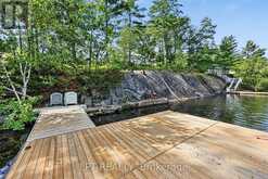 5 PINETREE ROAD | Gravenhurst Ontario | Slide Image Forty