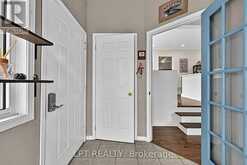 5 PINETREE ROAD | Gravenhurst Ontario | Slide Image Six