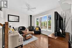 5 PINETREE ROAD | Gravenhurst Ontario | Slide Image Eight
