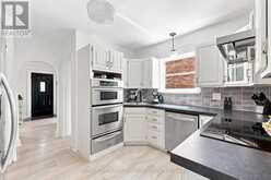 10 QUEENS AVENUE | Toronto Ontario | Slide Image Fifteen