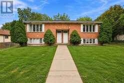 26 RENFREW STREET E | Caledonia Ontario | Slide Image Two