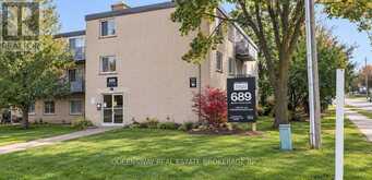 5 - 689 BARBER AVENUE | Listowel Ontario | Slide Image One