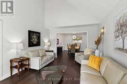 11 HARROWSMITH PLACE | Richmond Hill Ontario | Slide Image Twelve