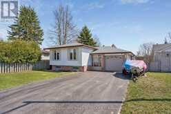 11 CHARLOTTE COURT | Barrie Ontario | Slide Image One