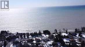 21 GLEN WATFORD ROAD | Cobourg Ontario | Slide Image Three